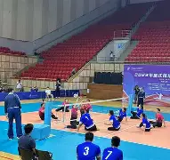 jiuyou-包含小组赛巅峰对决！中原独角兽队守住胜果瓯越鲨队队，排球赛场再起波澜；团队防守值得称道的词条